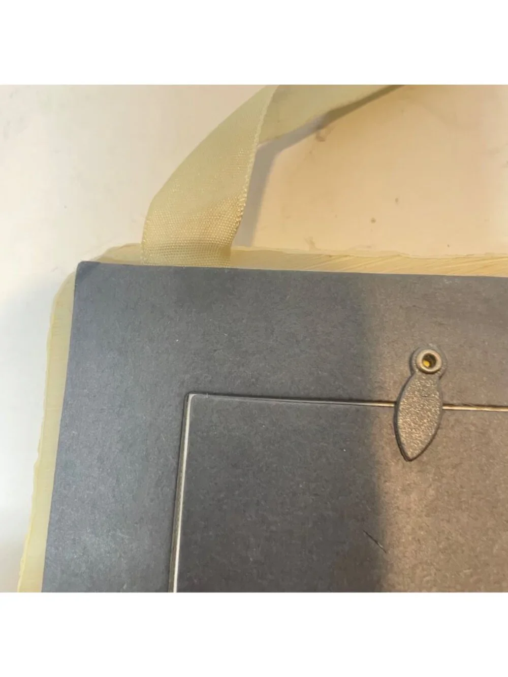 Shell-Themed Soundings Picture Frame With Ribbon Hanger 6